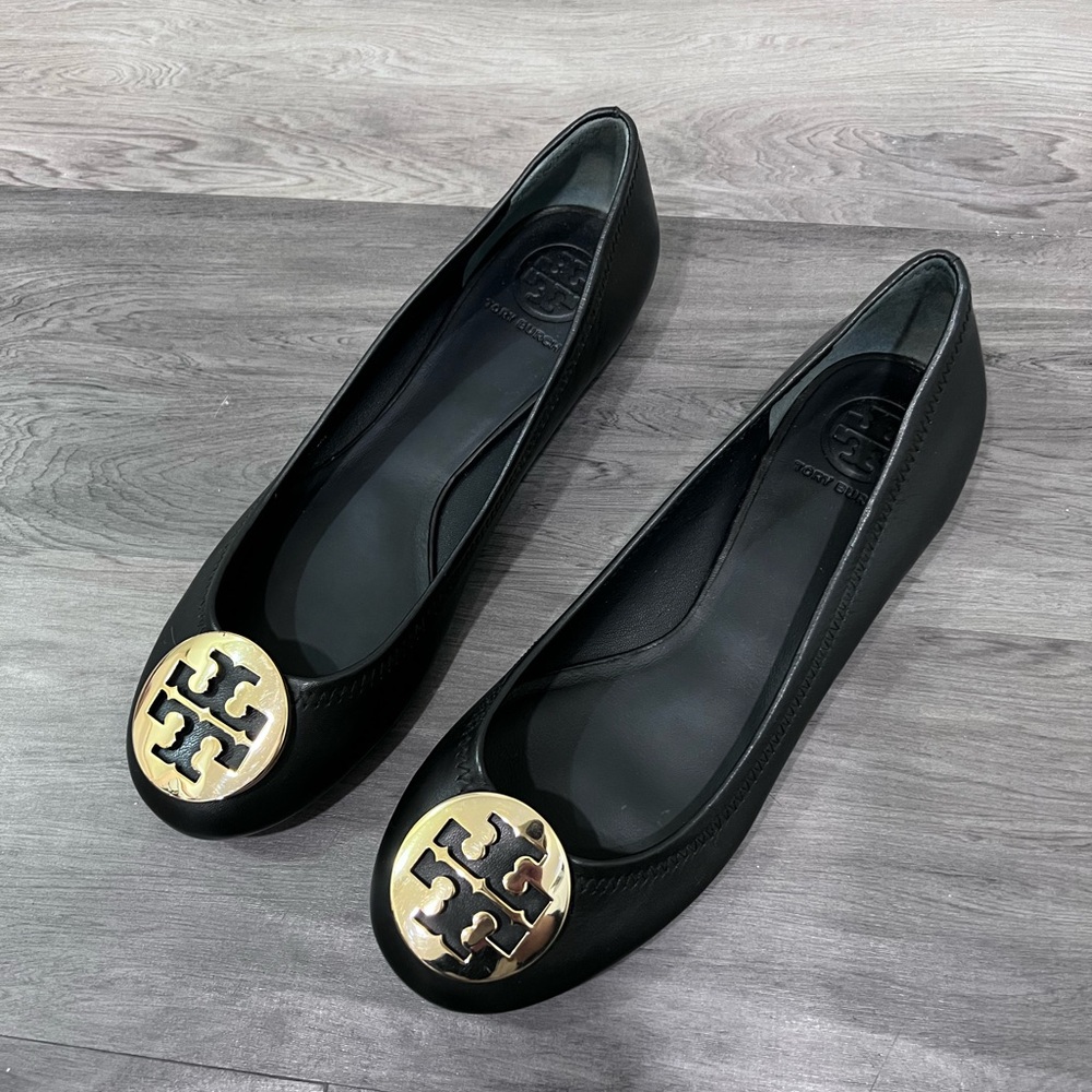 Tory Burch Black Loafers with Gold Emblem - Picture 2 of 3